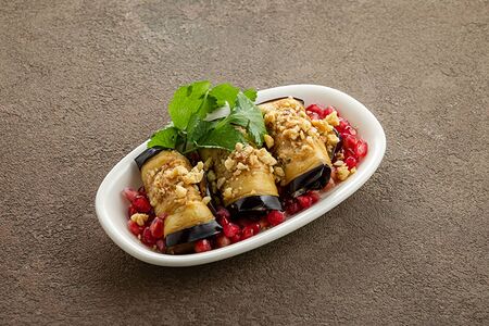 Рулеты из баклажанов