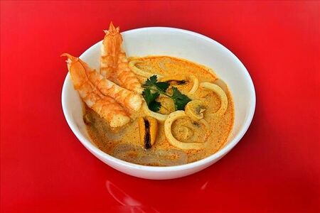 Суп Том ям с морепродуктами