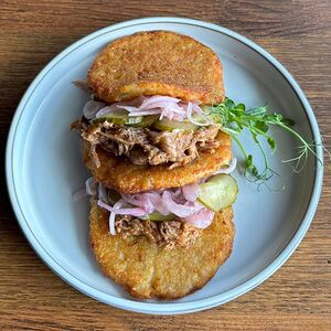 Драники с рваным мясом