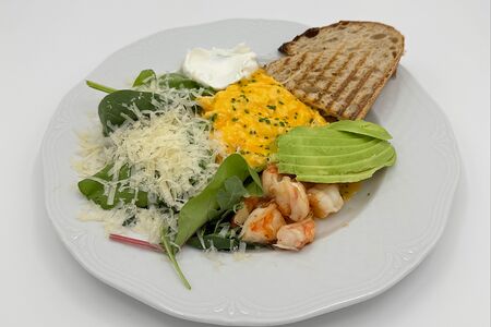 Большой завтрак с креветками