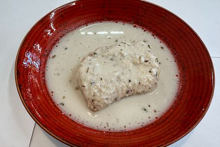 Филе индейки, запеченное под соусом