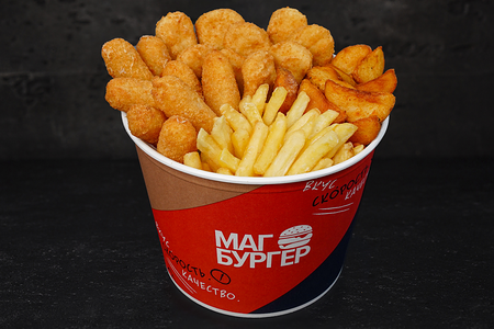 Баскет с наггетсами и сырными палочками