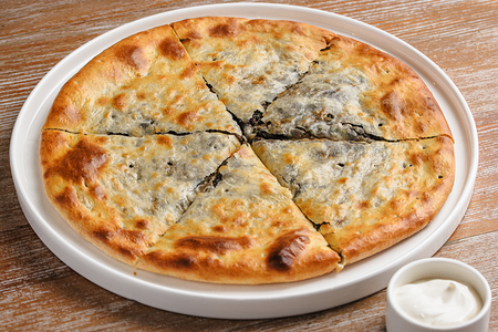 Пирог с ливером лося и картофелем