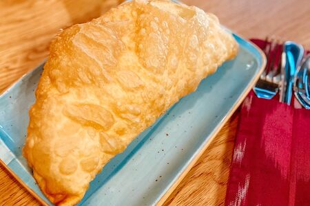 Чебурек с мясом и сыром