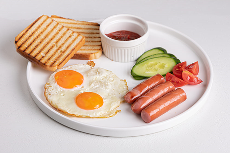 Завтрак континентальный с колбасками