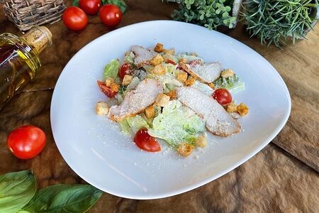 Цезарь с курицей