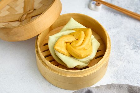 Булочка на пару