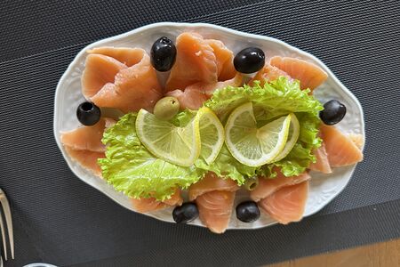 Семга слабосоленая