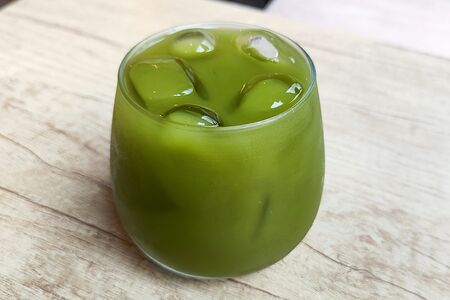 Матча-тоник Ананас