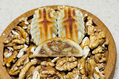 Маамуль с грецкими орехами  2 шт.