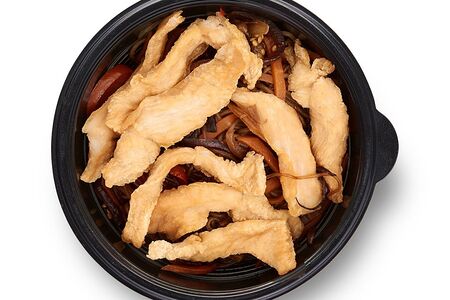 Лапша рисовая с курицей 