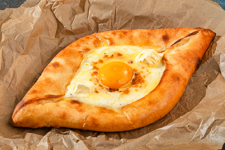 Хачапури по-аджарски