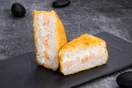 Онигири темпура с креветкой