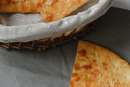 Лепешка Домашняя с Сыром Моцарелла