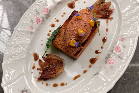 Паштет из куриной печени и карамелизированным луком