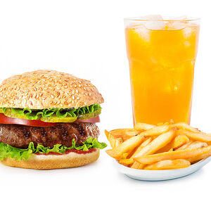 Чили бургер + фри + напиток на выбор 0,5