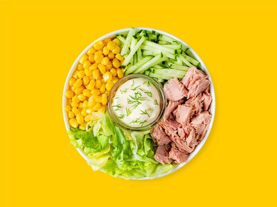 С тунцом и кукурузой