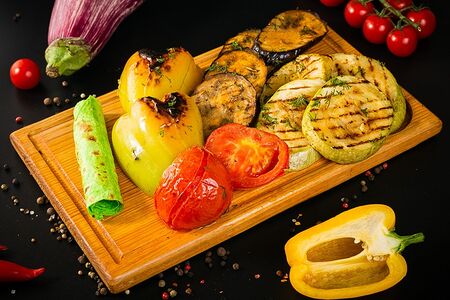 Овощной микс на мангале 