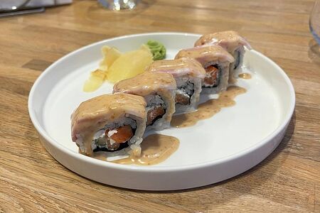 Ролл Бансай с беконом