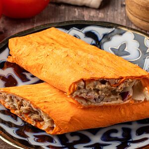 Шаурма в сырном лаваше с говядиной