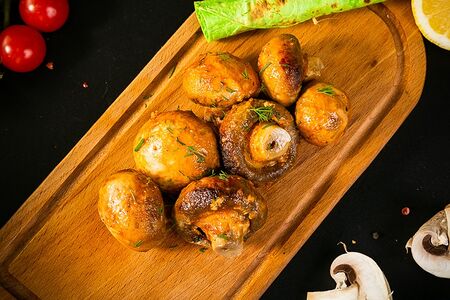 Шампиньоны на мангале