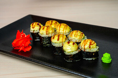 Дзен с лососем и крабом