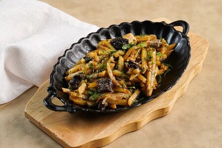 Жареный картофель с грибами