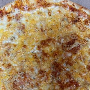 4 сыра Италия на тонком тесте