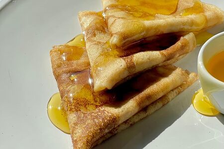 Блины с липовым мёдом