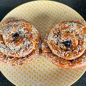 Булочка с тахином