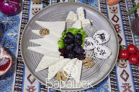 Сырное ассорти по-кавказки