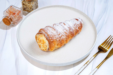 Трубочка с заварным кремом