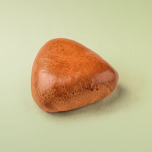 Пирожок с курицей, рисом и грибами