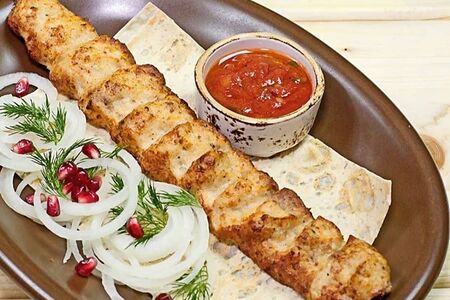 Люля-кебаб из курицы с сыром