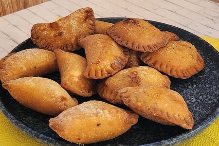 Чебурята с курицей 12 шт.