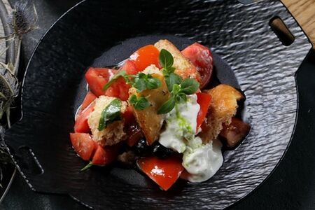 Панцанелла со страчателлой