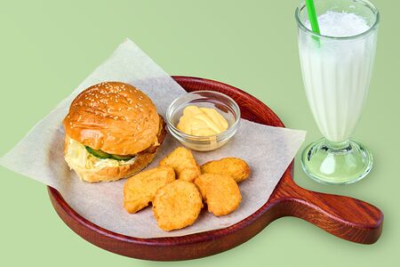 Комбо с молочным коктейлем