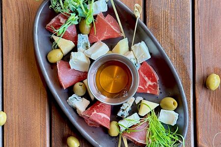 Винная тарелка