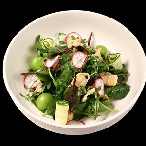 Салат с масляной рыбой холодного копчения