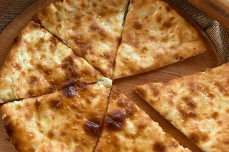 Пирог три сыра (кусок)