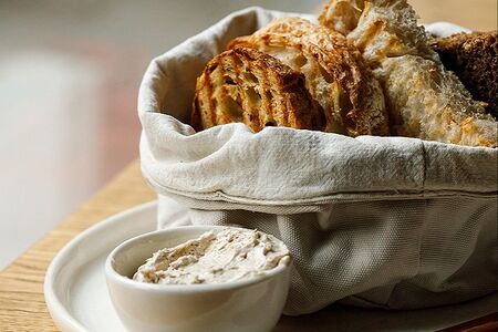 Хлеб со взбитым маслом