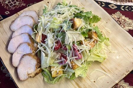 Салат Цезарь с курицей 