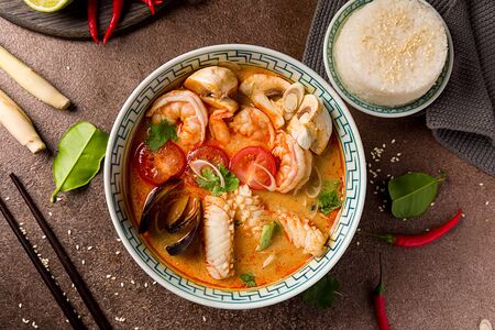 Ми Хай Сан Том Ям