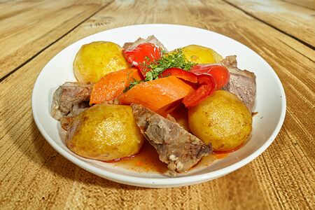 Мясо по-домашнему