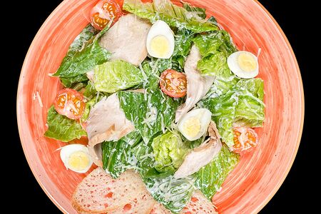 Салат Цезарь с курицей