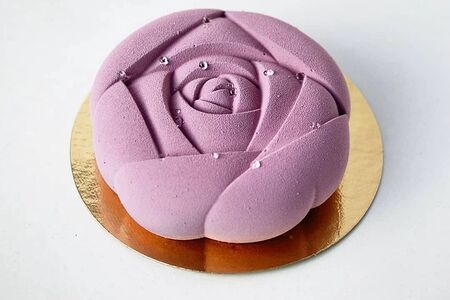 Муссовый торт Лавандовая Роза с начинкой Малина-личи