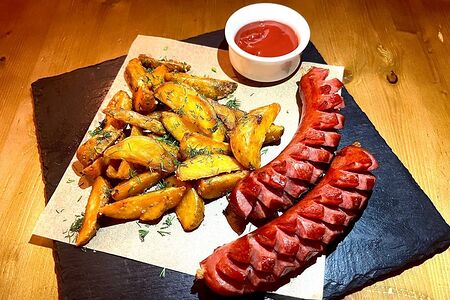 Альпийские колбаски с картофелем Айдахо