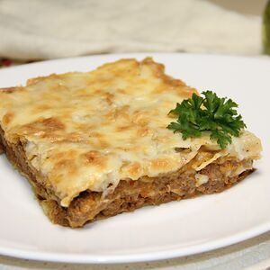 Բոլոնեզե լազանյա