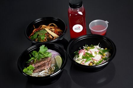 Ланч №5: Фо-бо, салат, удон, морс