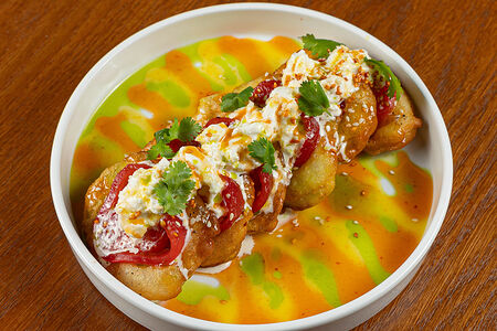 Баклажаны, томаты, страчателла